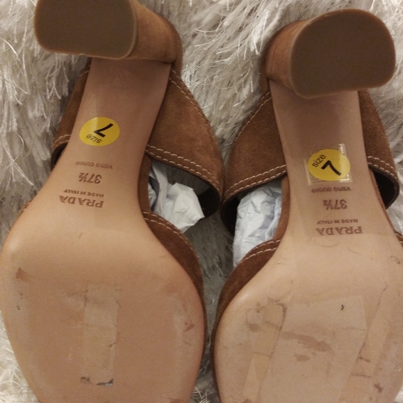 PRADA SALE!!! - Picture 4 of 5